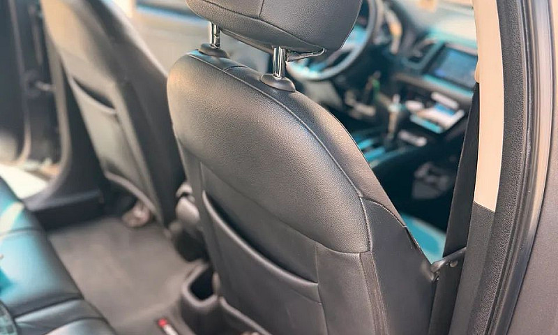 Honda Hr-V Ex 1.8 Fl...