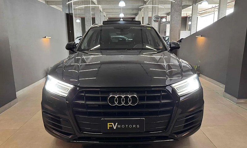Audi Q5 S-Line Black...