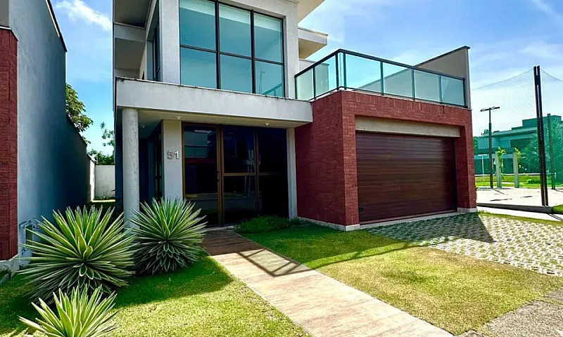 Casa Em Condomínio F...