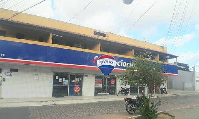 Kitnets Na Avenida I...
