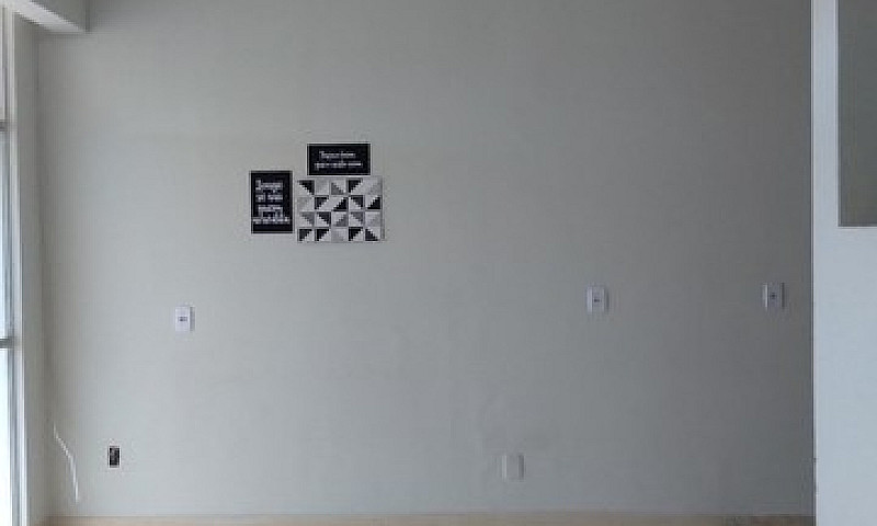 Casa Com  02 Quartos...
