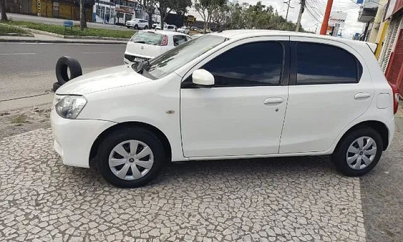 Etios 1.5 Xs Manual ...