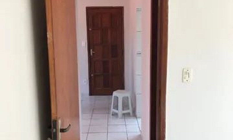 Aluga-Se Apartamento...