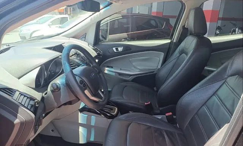 Ford Ecosport Titani...