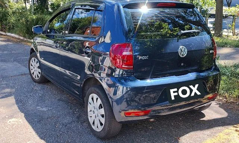 Volkswagen Fox 1.6 M...