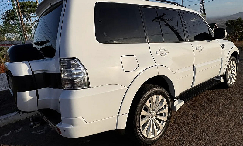 Pajero Full 2019 7Lu...