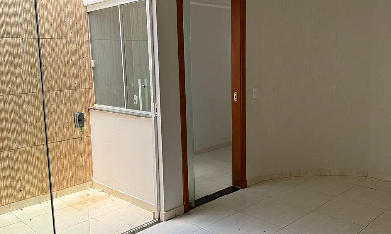 Alugo Casa Área Nobr...