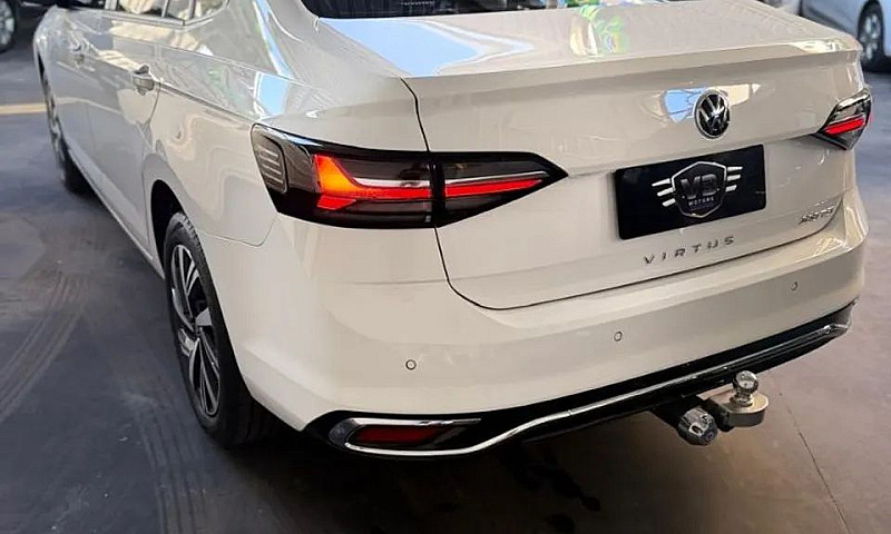 Volkswagen Virtus Hi...