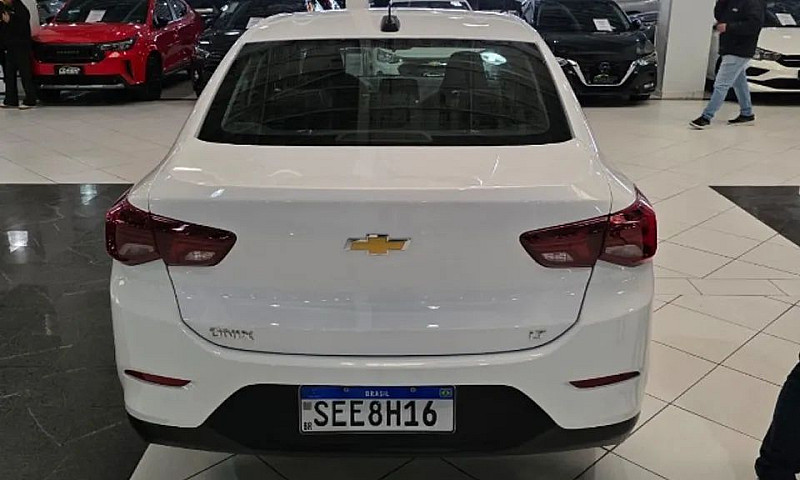 Chevrolet Onix Plus ...