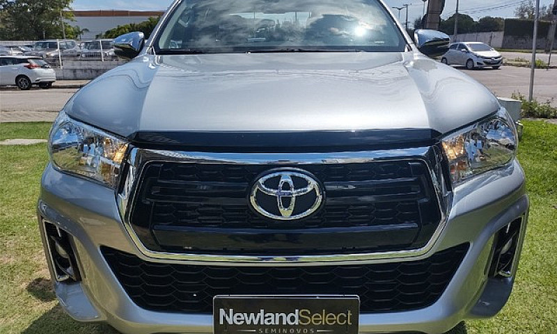 Toyota Hilux 2.8 Srv...