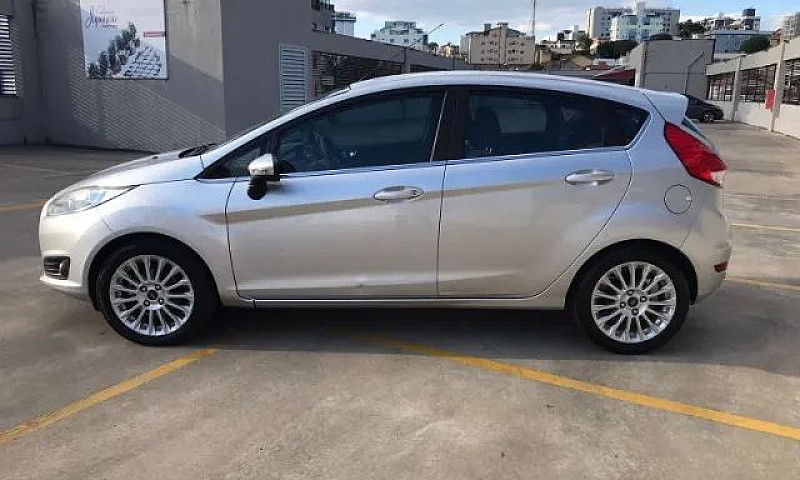 Fiesta Titanium 1.6 ...