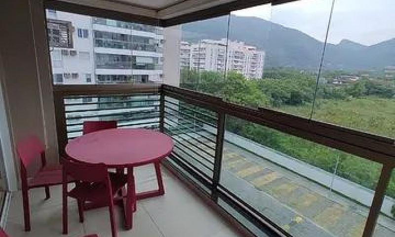 Apartamento De 03 Qu...