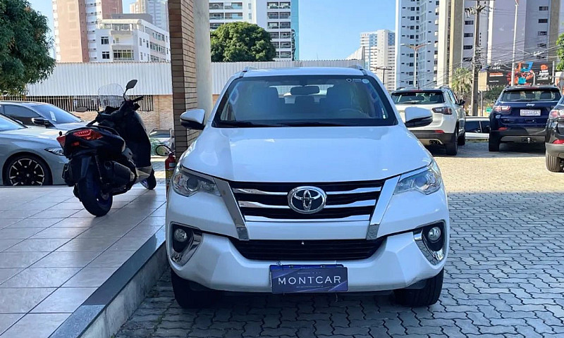 Toyota Hilux Sw4 Srv...
