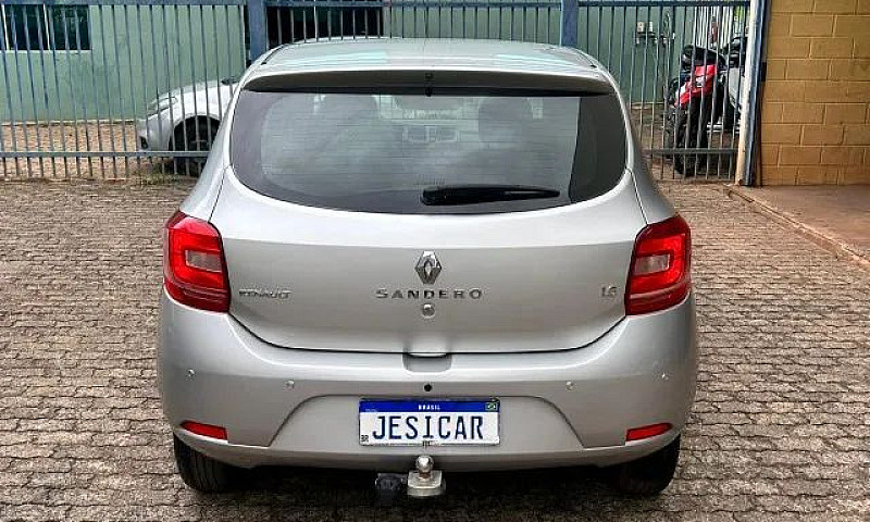 Renault Sandero 1.6 ...