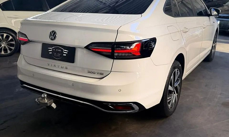 Volkswagen Virtus Hi...