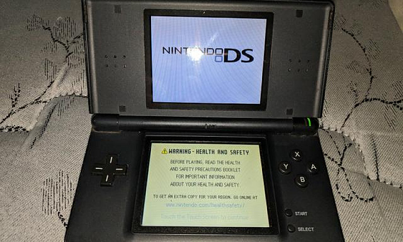 Nintendo Ds Lite + C...