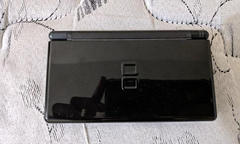 Nintendo Ds Lite + C...