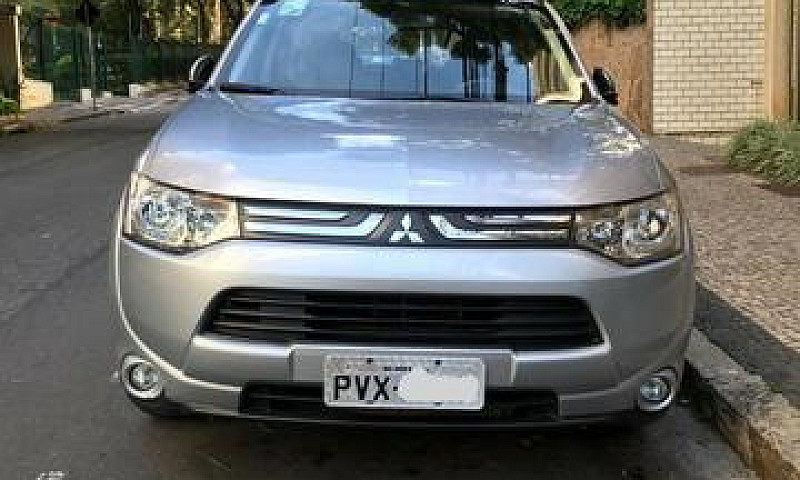 Mitsubishi Outlander...