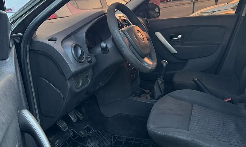 Renault Sandero Expr...