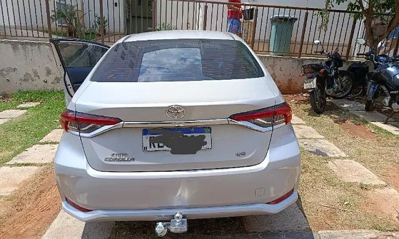 Toyota Corolla Gli 2...