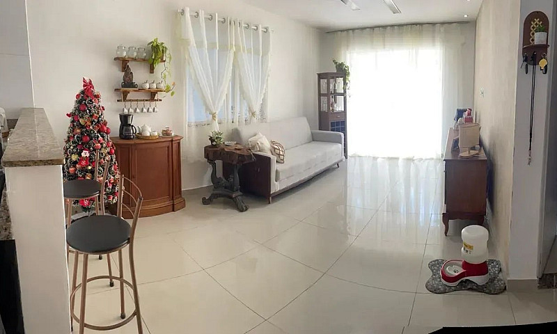Casa De Condomínio P...