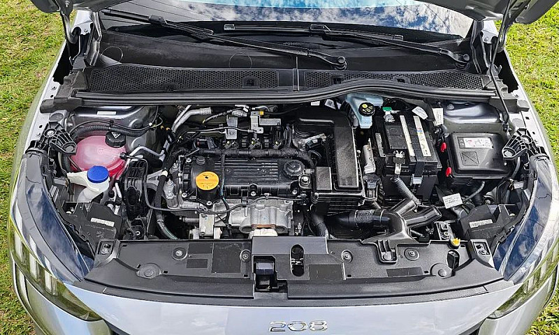 Peugeot 208 Style 1....