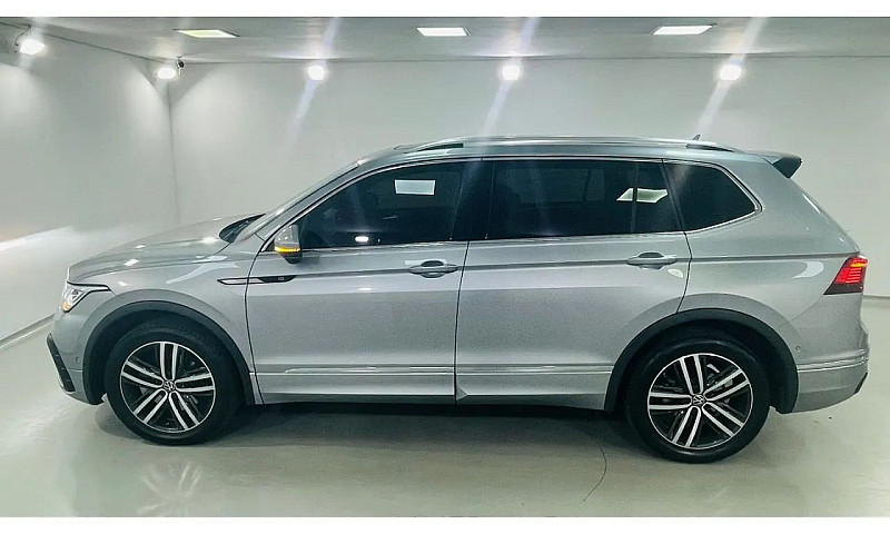 Volkswagen Tiguan Al...