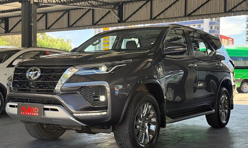 Toyota Hilux Sw4 Srx...