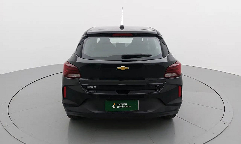 Chevrolet Onix Hatch...