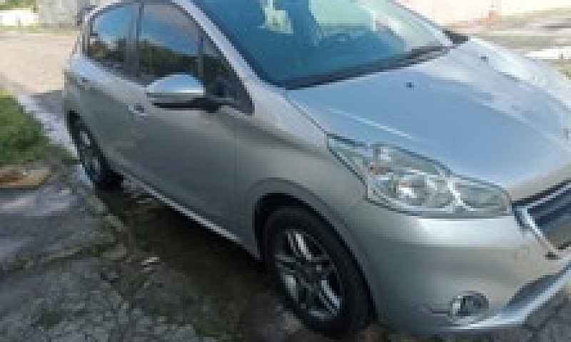 Peugeot 208...