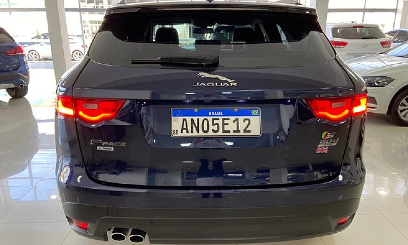 Jaguar F-Pace Presti...