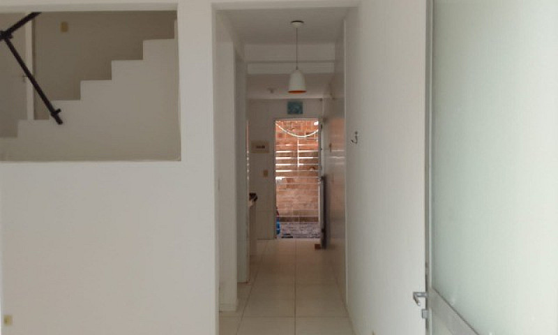 Casa Duplex Com 3 Pi...