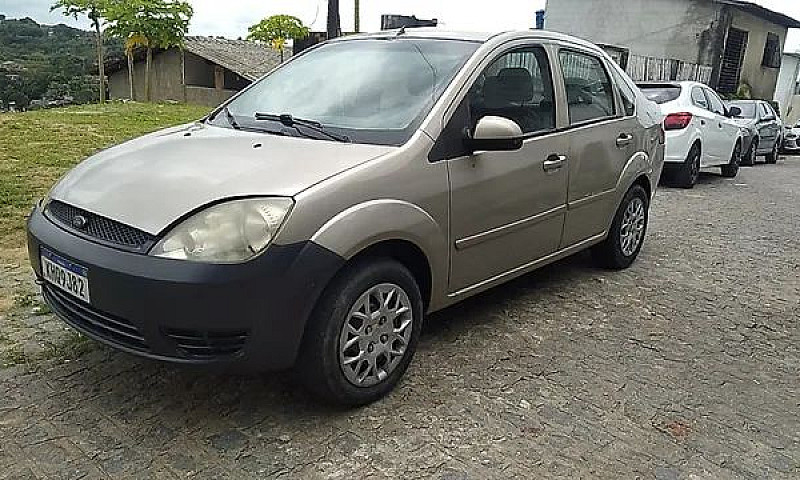 Fiesta 2006 1.0 $ 11...