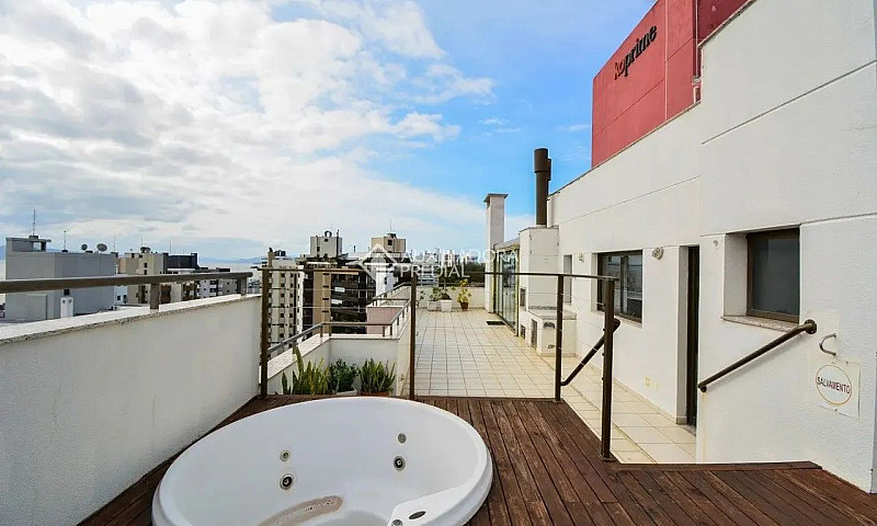 Cobertura De 316M2 E...