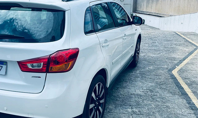 Mitsubishi Asx 2.0 1...