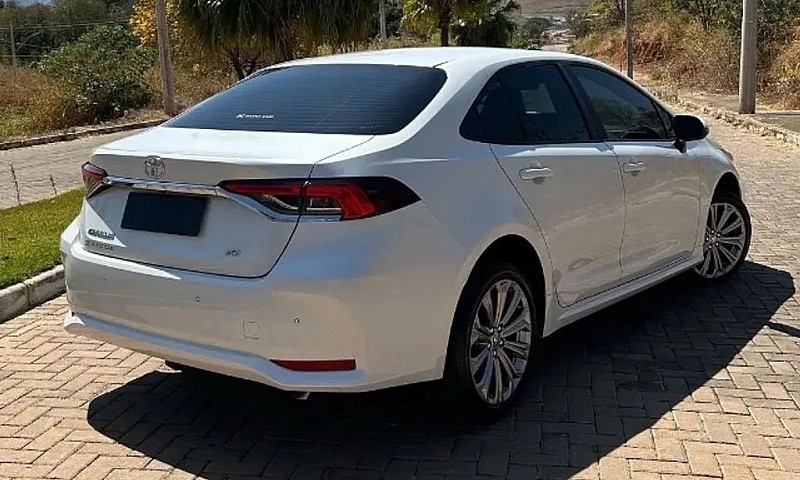 Toyota Corolla Xei 2...