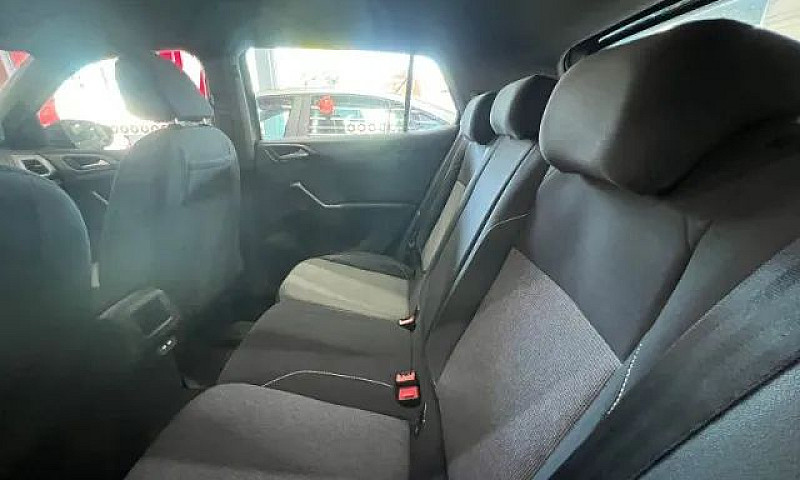 Volkswagen T-Cross 1...