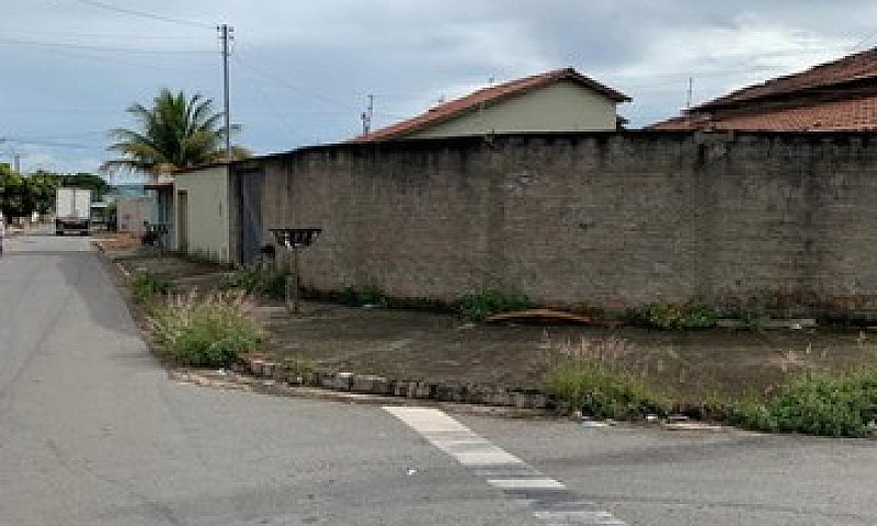 Casa  Com 3 Quartos ...