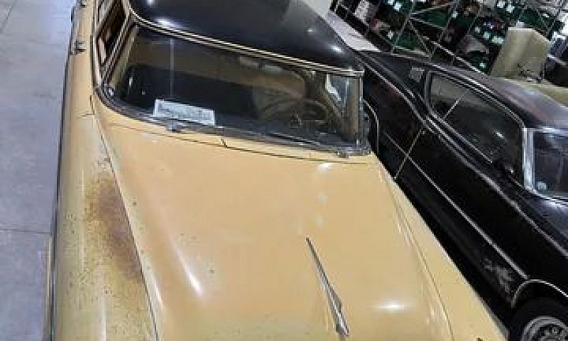 Plymouth Belvedere 1...