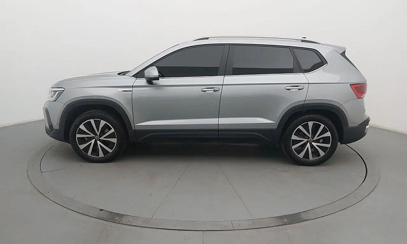 Volkswagen Taos High...
