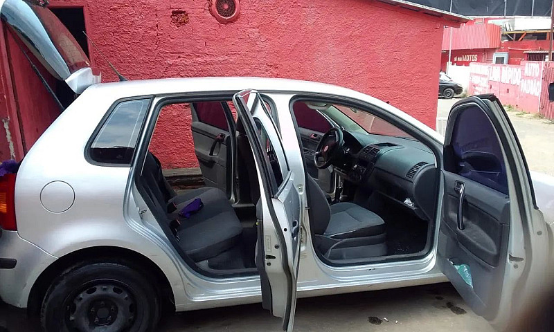 Volkswagen Polo 1.6 ...