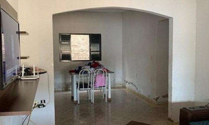 Casa  Com 3 Quartos ...