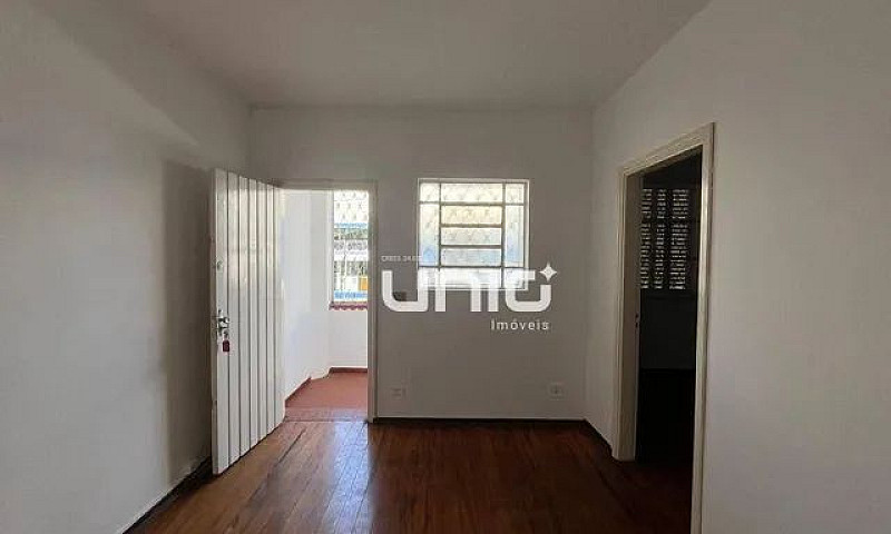 Casa Com 2 Dormitóri...