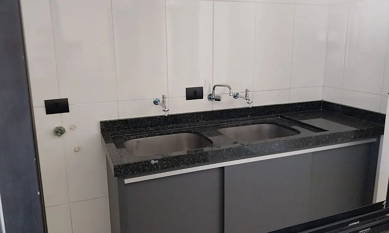 Alugo Sobrado 1° Loc...