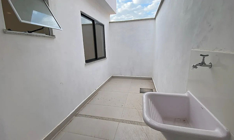 Casa Moderna À Venda...