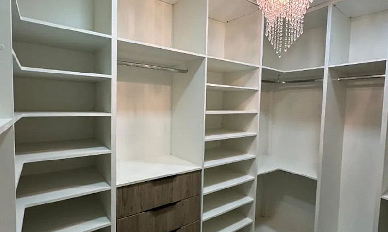 Espetacular Casa Dup...