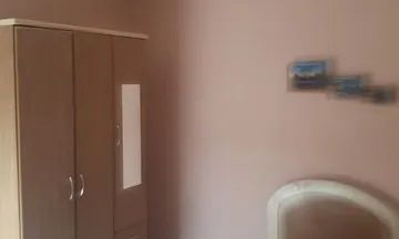 Quarto Mobiliado E I...