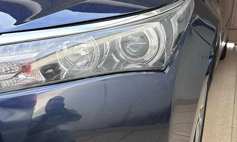 Toyota Corolla Altis...
