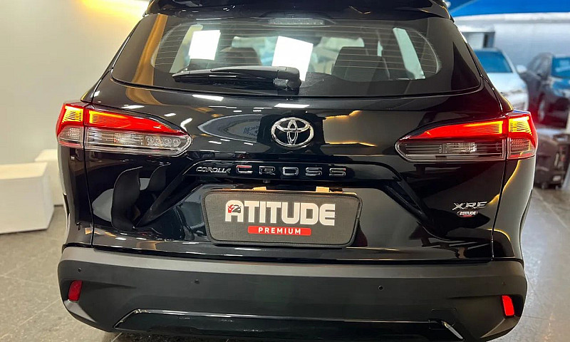 Toyota Corolla Cross...