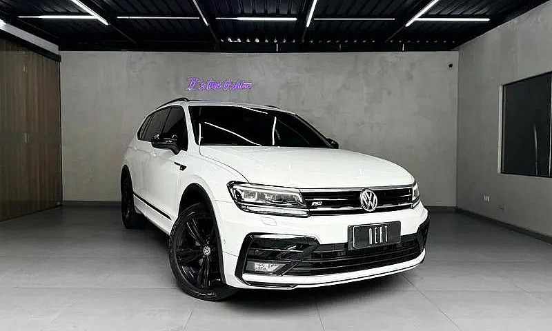Volkswagen Tiguan R-...